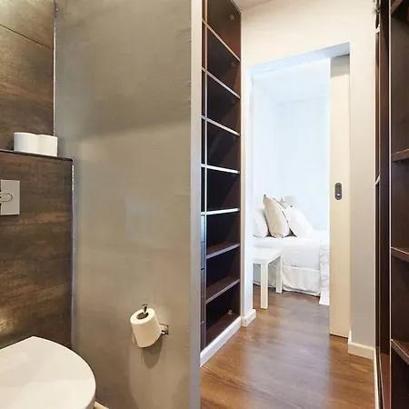 Central Holiday Home Daire Cascais