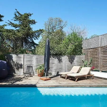 Appartement Central Holiday Home