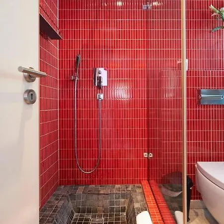 Central Holiday Home