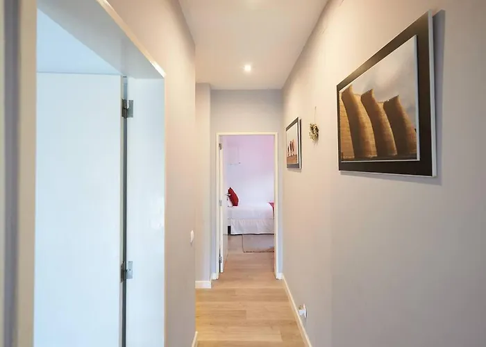 Central Holiday Home Апартаменты *