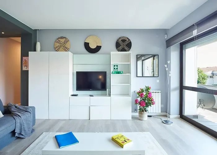 Апартаменты Central Holiday Home Кашкайш