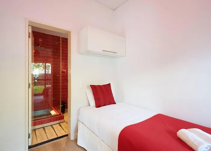 Апартаменты Central Holiday Home *